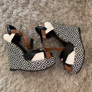 ALDO Peep-toe Platform Wedge Sandals